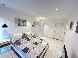 Unique Homes by Embassy Gardens