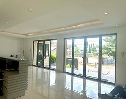 Unique Homes by Embassy Gardens