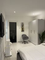 Unique Homes by Embassy Gardens