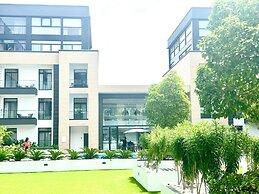 Unique Homes by Embassy Gardens