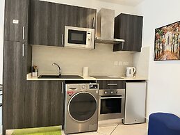 Unique Homes by Embassy Gardens