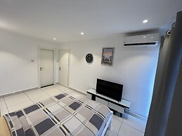 Unique Homes by Embassy Gardens