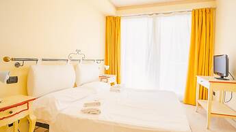 2 Relais du Lac Village - Italian Homing