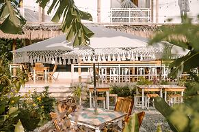 Happiness Hostel Siargao