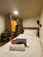 Happiness Hostel Siargao