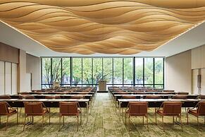 Tiad, Autograph Collection