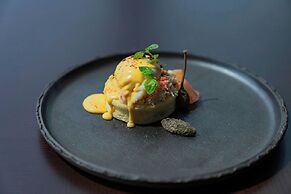 Tiad, Autograph Collection