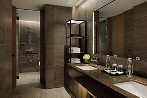 Tiad, Autograph Collection