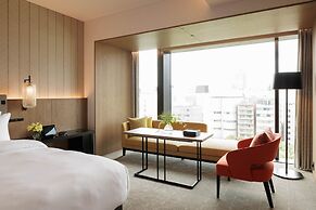 Tiad, Autograph Collection