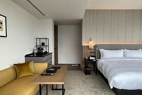 Tiad, Autograph Collection