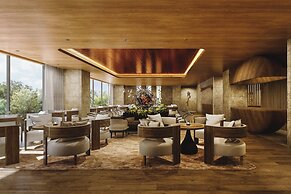 Tiad, Autograph Collection