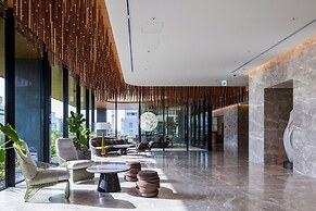 Tiad, Autograph Collection