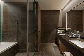 Tiad, Autograph Collection