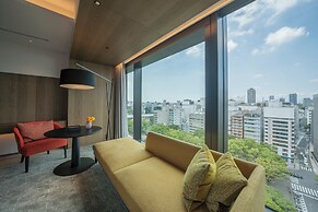 Tiad, Autograph Collection