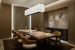 Tiad, Autograph Collection