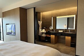 Tiad, Autograph Collection