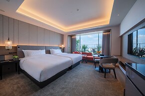 Tiad, Autograph Collection