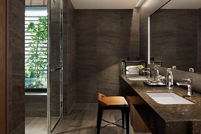 Tiad, Autograph Collection