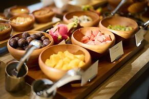 Tiad, Autograph Collection