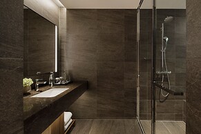 Tiad, Autograph Collection