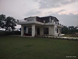 AA Hotels & Resorts - Chandigarh Panchkula