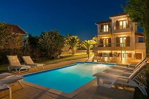 Villa Artemis & Villa Aethra