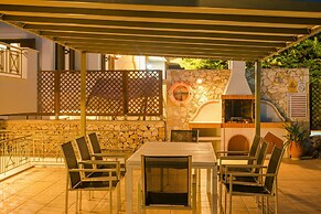 Villa Artemis & Villa Aethra