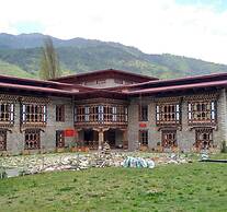 Hotel Amodhara