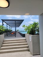 RT Properties @ The Lennox Airport.