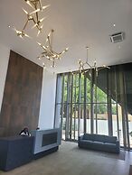 RT Properties @ The Lennox Airport.