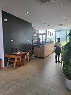 RT Properties @ The Lennox Airport.