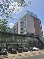 RT Properties @ The Lennox Airport.