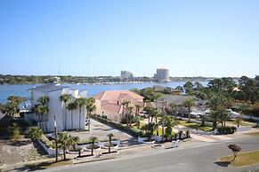 568 El Matador 2 Bedroom Condo by Redawning