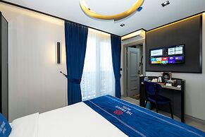 The Private Airport Hotel