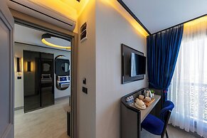 The Private Airport Hotel