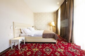 Marmenio Hotel