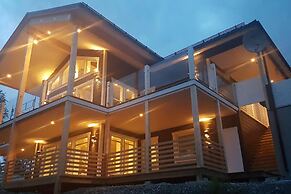 Large 8-9-bed Central Ski Innout House in Hemavan