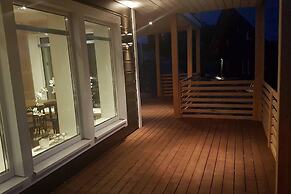 Large 8-9-bed Central Ski Innout House in Hemavan