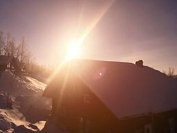 Large 8-9-bed Central Ski Innout House in Hemavan