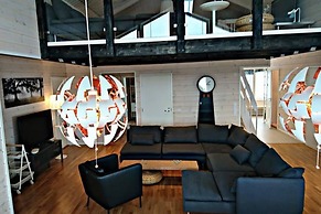 Large 8-9-bed Central Ski Innout House in Hemavan