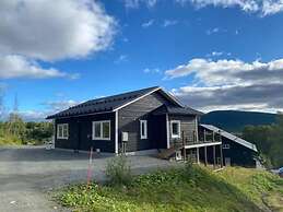 Large 8-9-bed Central Ski Innout House in Hemavan