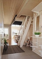 Large 8-9-bed Central Ski Innout House in Hemavan