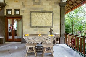 Hidden Padma Retreat