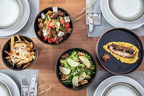 Serra Exclusive Suites