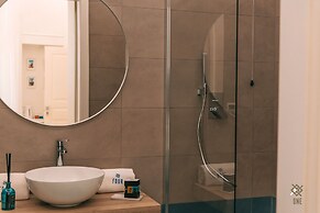 Four - Acanfora Suites