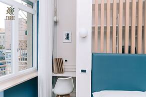 Four - Acanfora Suites