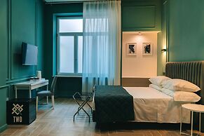 Four - Acanfora Suites