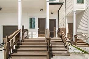 Breathtaking Condos Near French Quarter