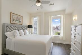 Breathtaking Condos Near French Quarter