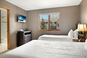 Canyon Run B203 3 Bedroom Condo by RedAwning